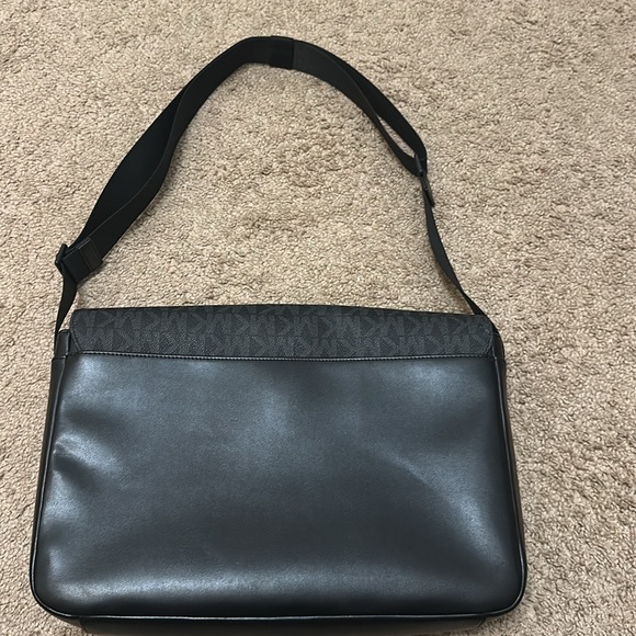 Michael Kors laptop bag briefcase NWOT - Picture 4 of 10